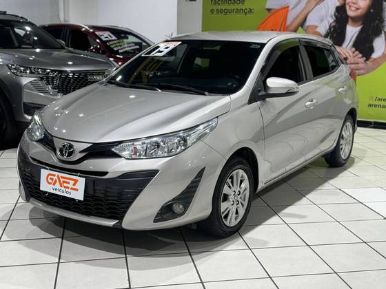 TOYOTA YARIS 1.3 16V FLEX XL MULTIDRIVE TOYOTA YARIS 1.3 16V FLEX XL MULTIDRIVE